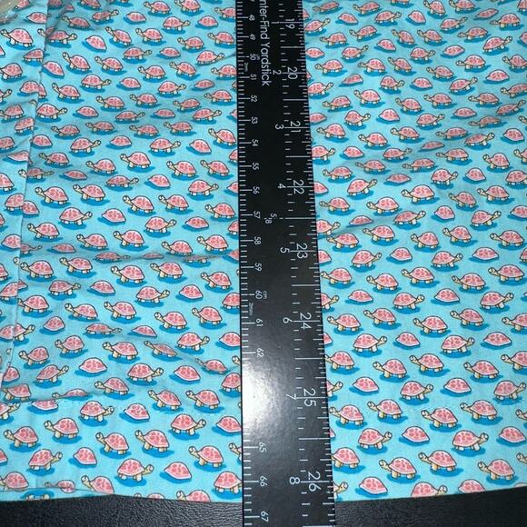 Vineyard Vines Size M Long Sleeve Turtle Print Collared Button Pajama Shirt - Picture 6 of 7
